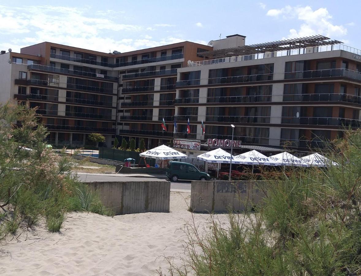 Апартаменти В Помориебей Комплекс Pomorie Exterior photo